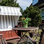 Haus Marell 1.og 2 West
