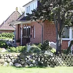 Haus Marell 1.og 2 West Apartment Wenningstedt-Braderup