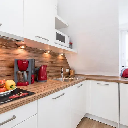 Apartment Haus-marell-1-og-wohnung-2-west *